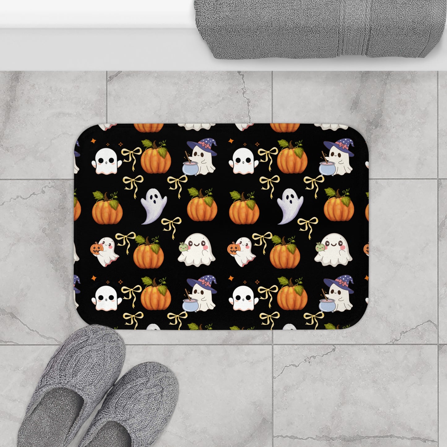 Halloween Ghost & Pumpkin Bath Mat, Spooky Bath Decor, Cute Bathroom Rug, Ghostly Home Accessory, Perfect for Fall Decor