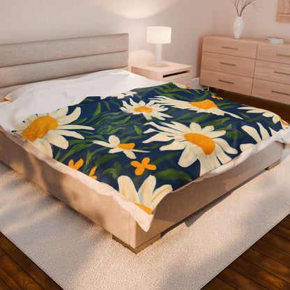 Daisy Field Velveteen Plush Blanket — Soft Floral Throw for Cozy Home & Gifts